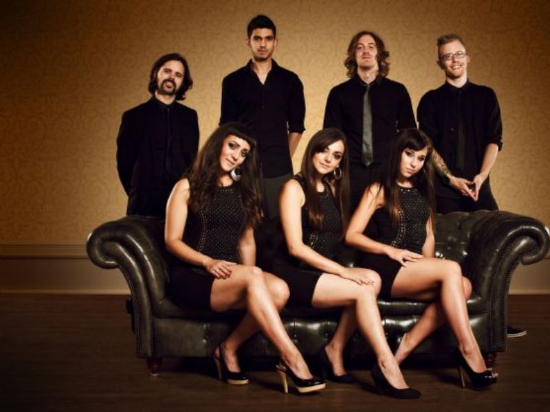 structure live band